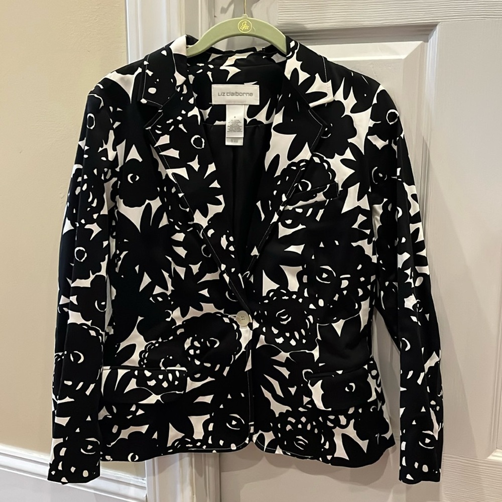 Liz Claiborne black and white blazer